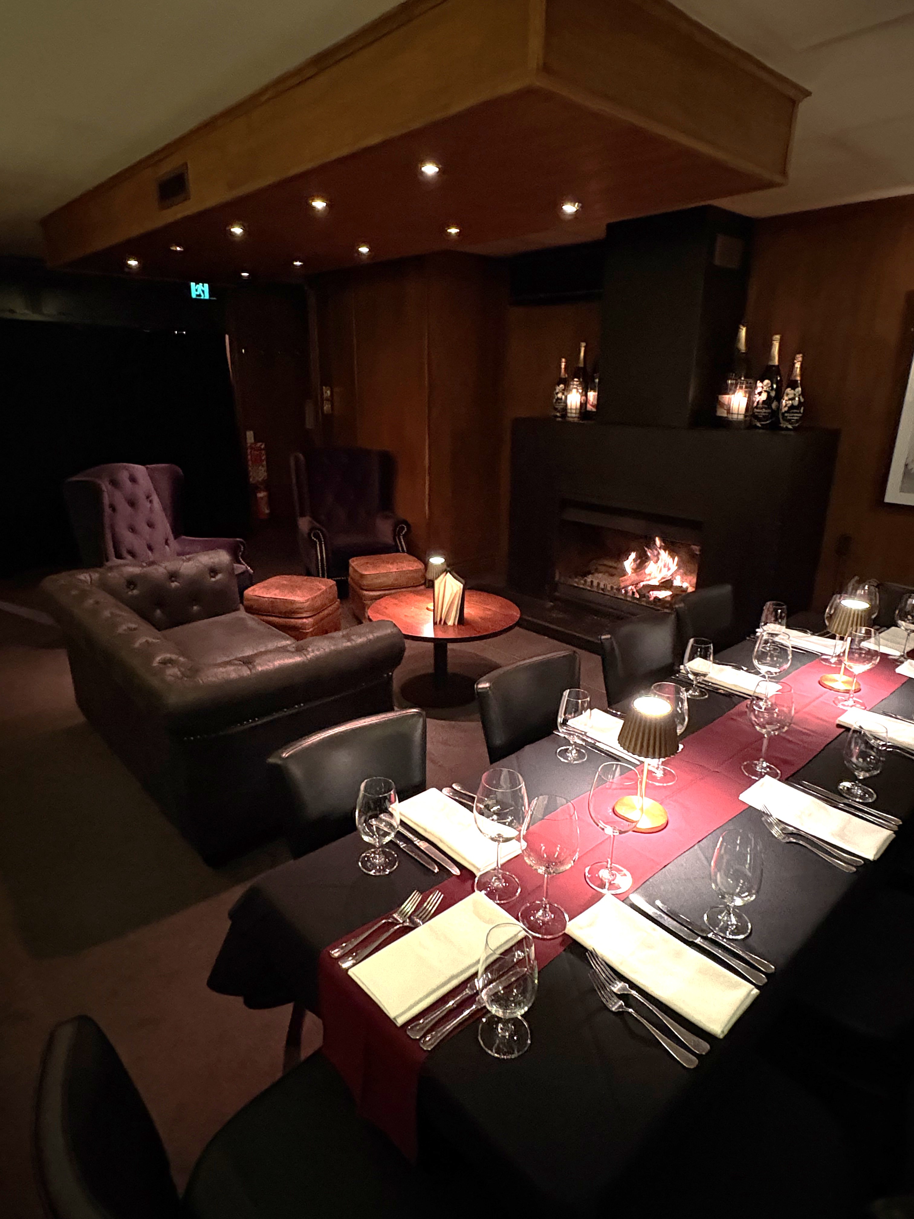 PREMIUM FIRESIDE DINING & COCKTAIL BAR, TUCKED AWAY IN THE HEART OF QUEENSTOWN SINCE 1997